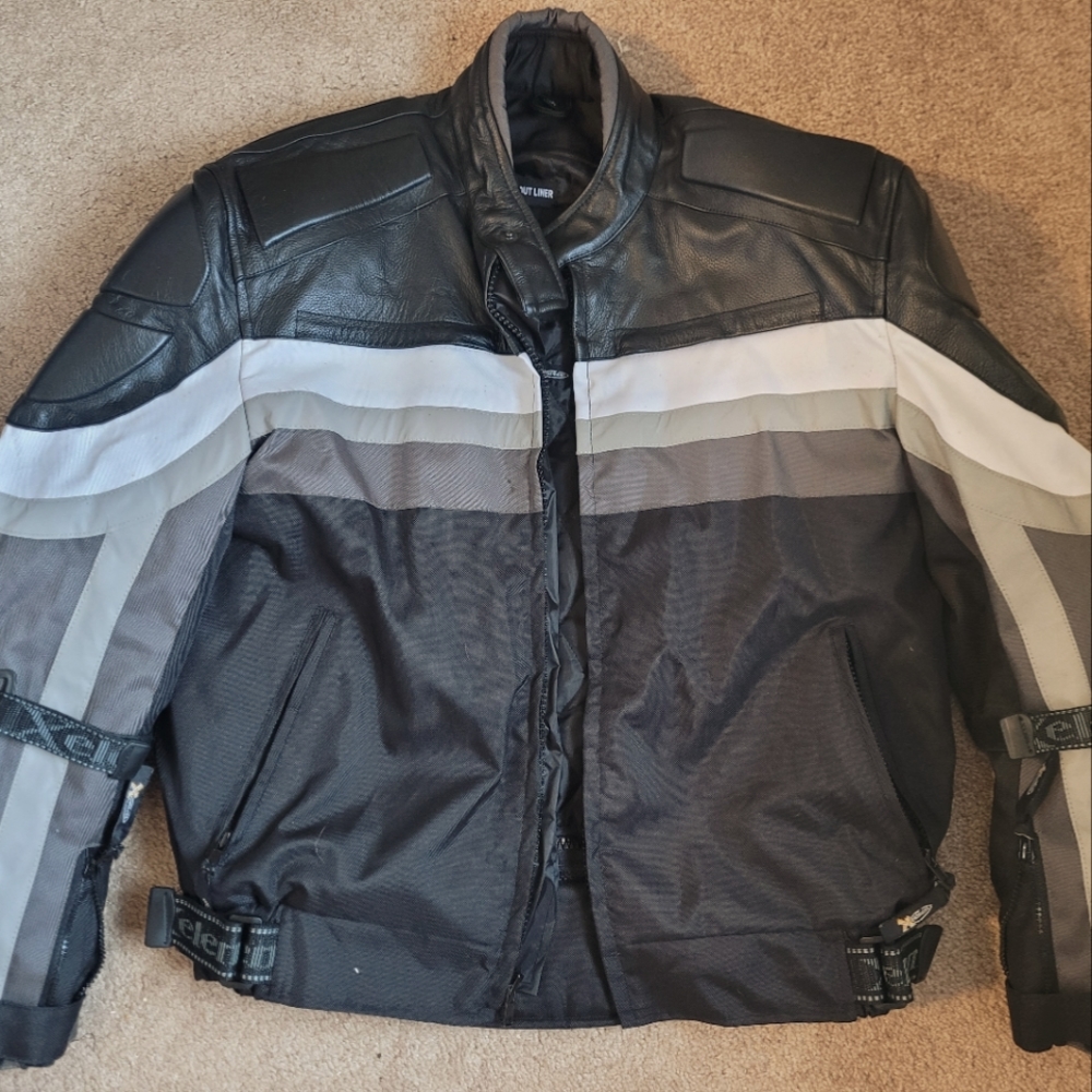 Mens Medium Xelement Motorcycle Jacket